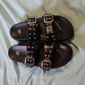 Black platform sandals